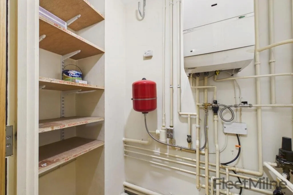 2 bedroom penthouse for rent