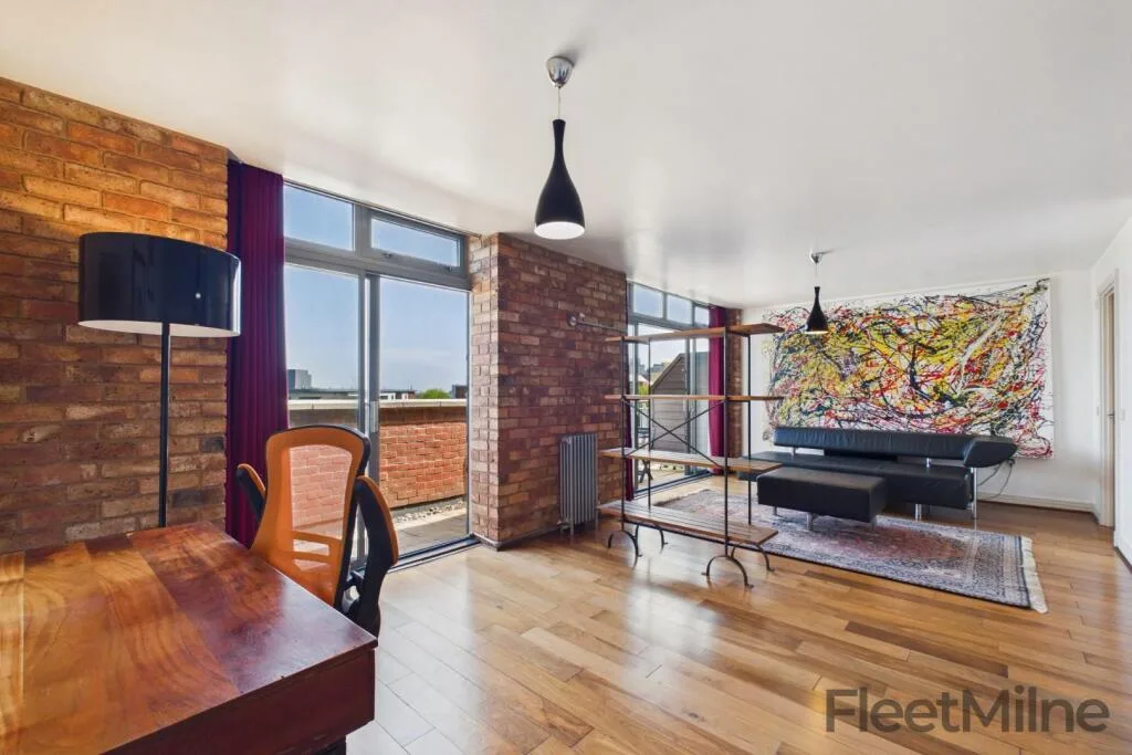 2 bedroom penthouse for rent
