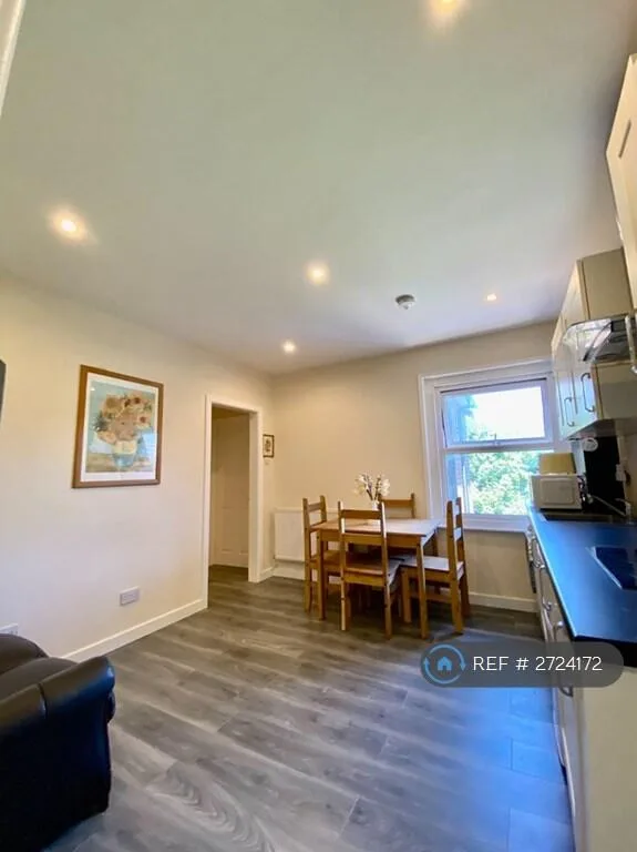 1 bedroom house share for rent
