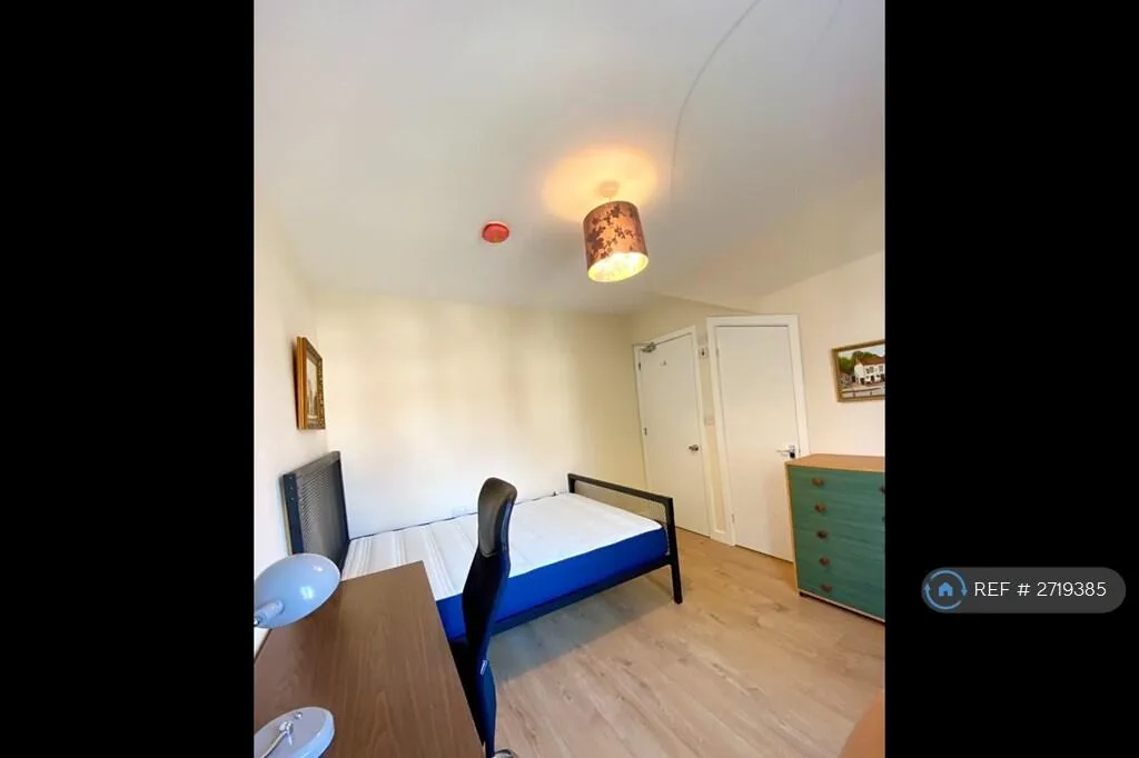 1 bedroom house share for rent