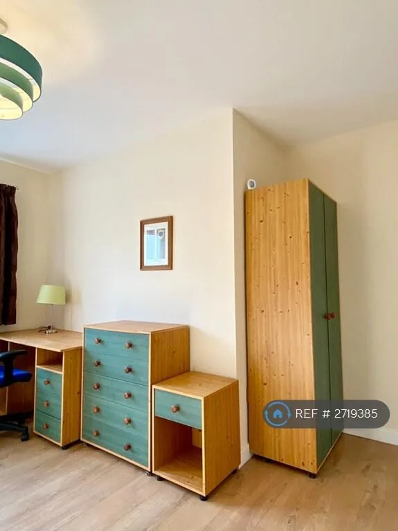 1 bedroom house share for rent