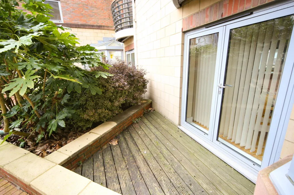 1 bedroom ground floor flat for rent