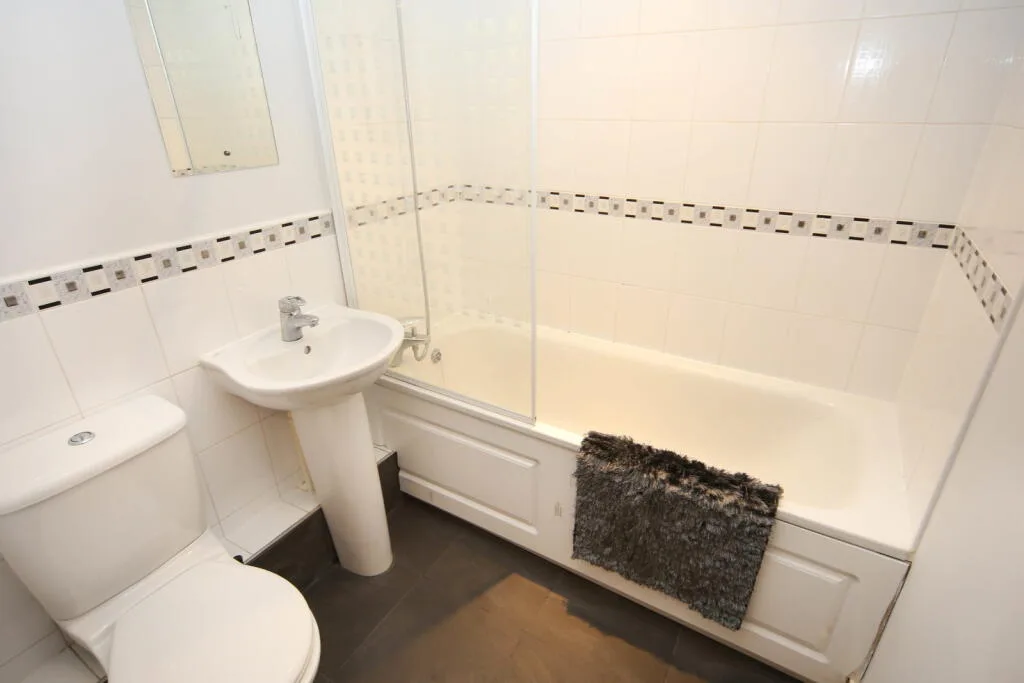 1 bedroom ground floor flat for rent