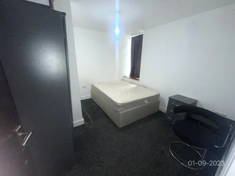 3 bedroom flat for rent