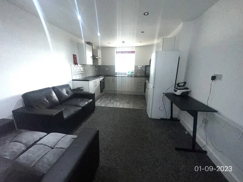3 bedroom flat for rent