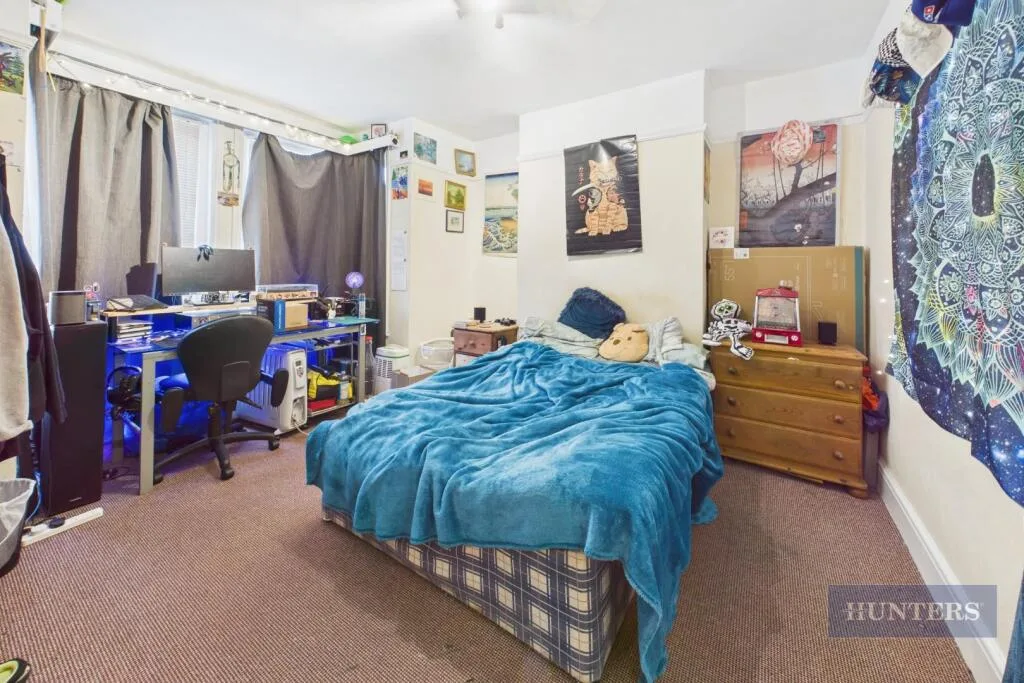3 bedroom end of terrace house for rent