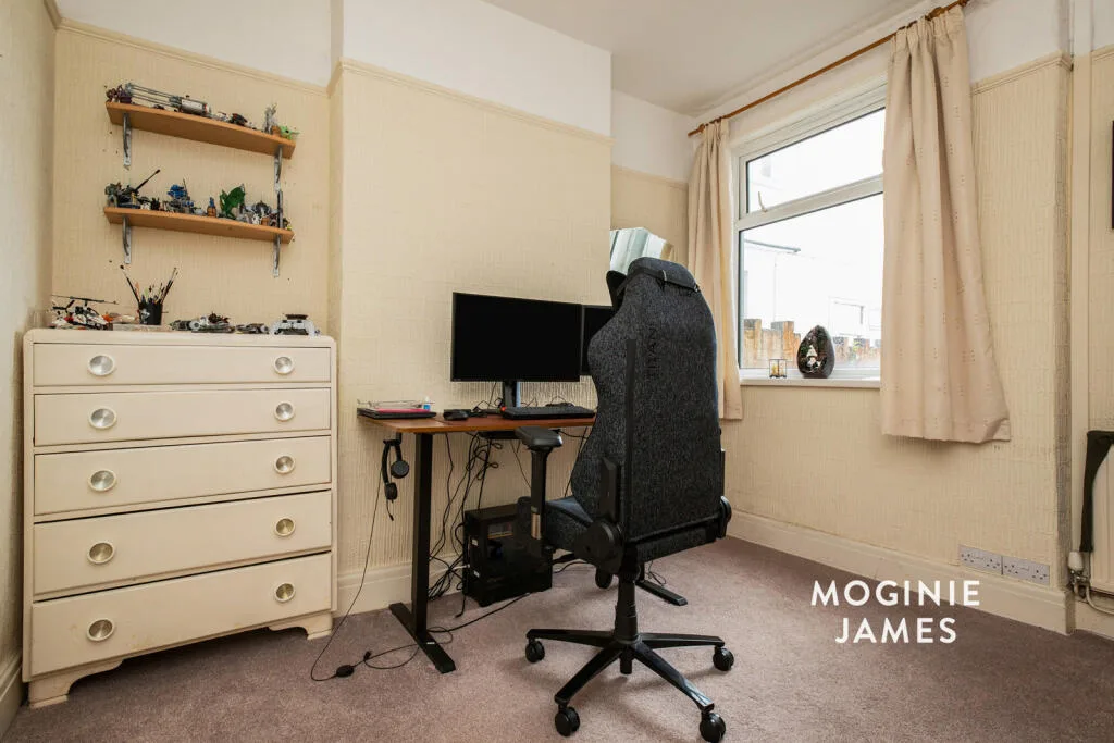 4 bedroom terraced house for rent