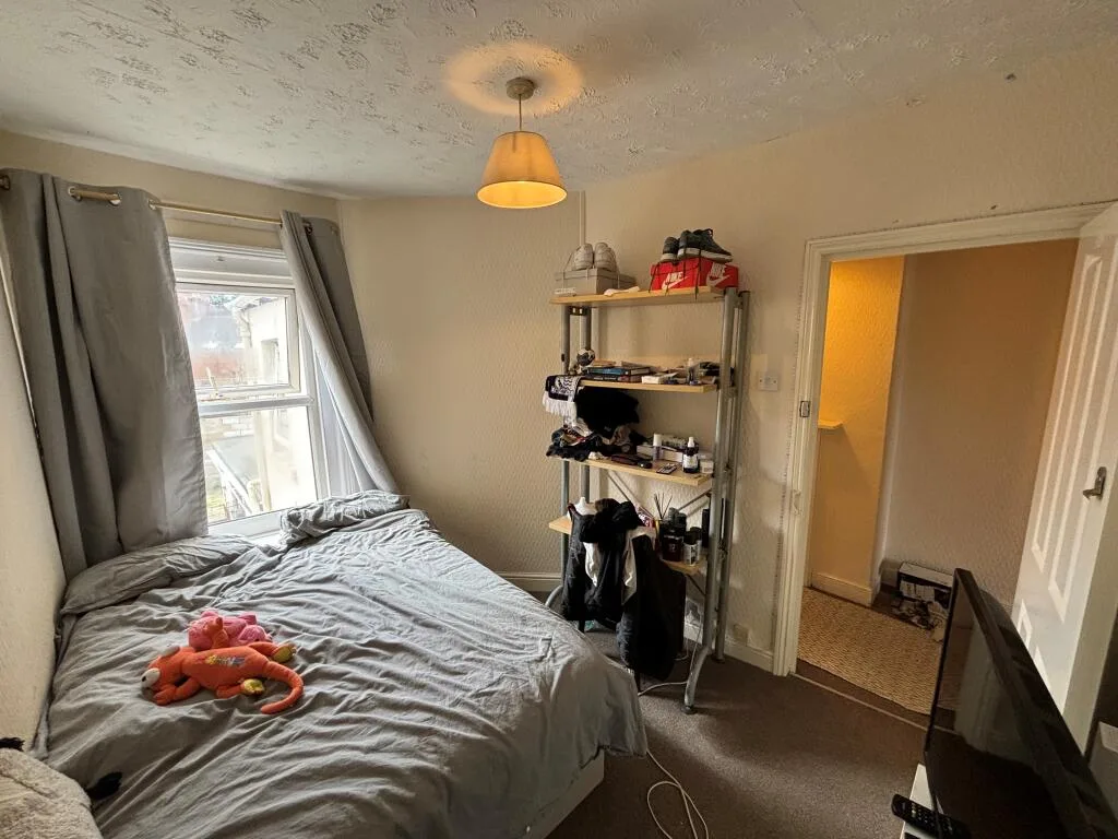 3 bedroom house share for rent