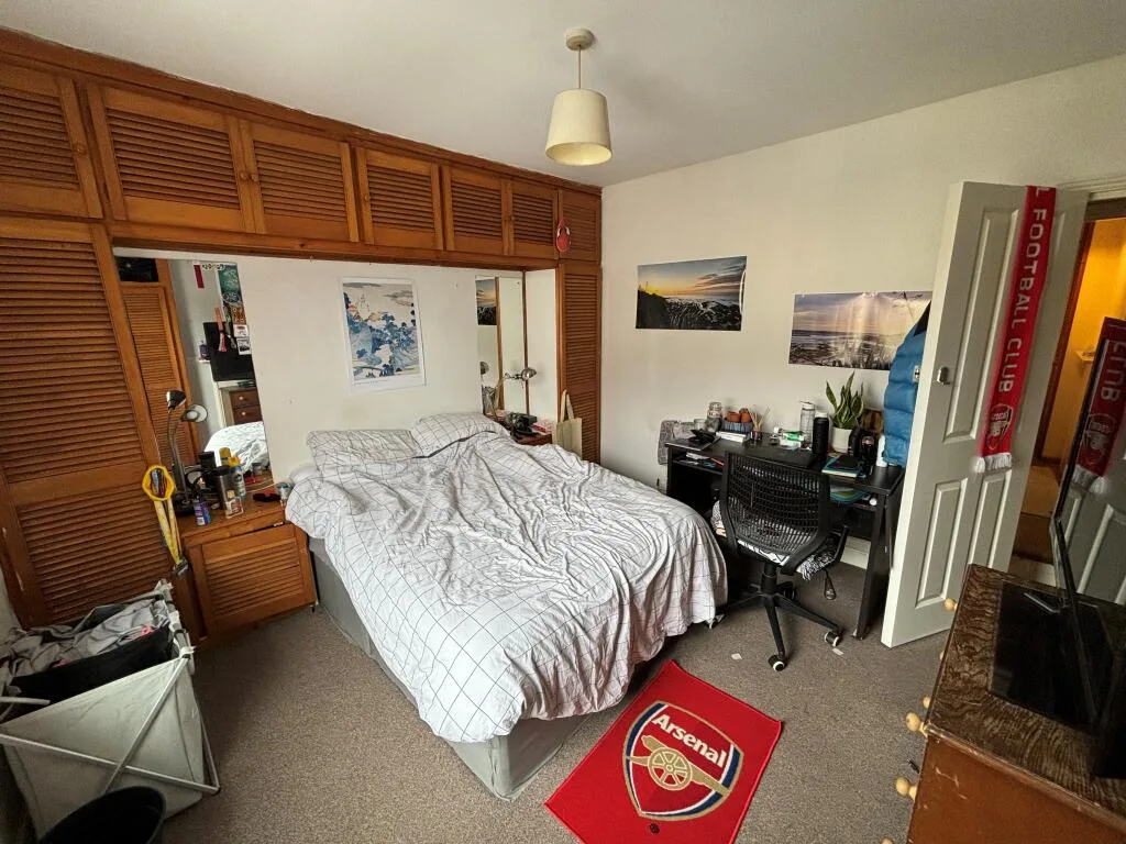 3 bedroom house share for rent