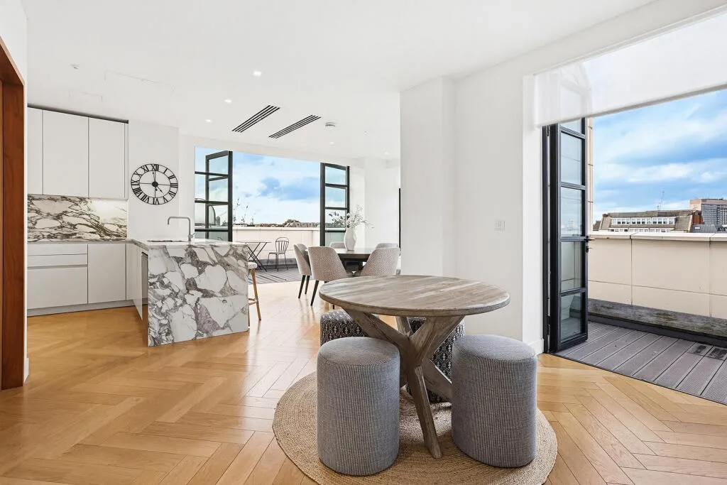 3 bedroom flat for rent