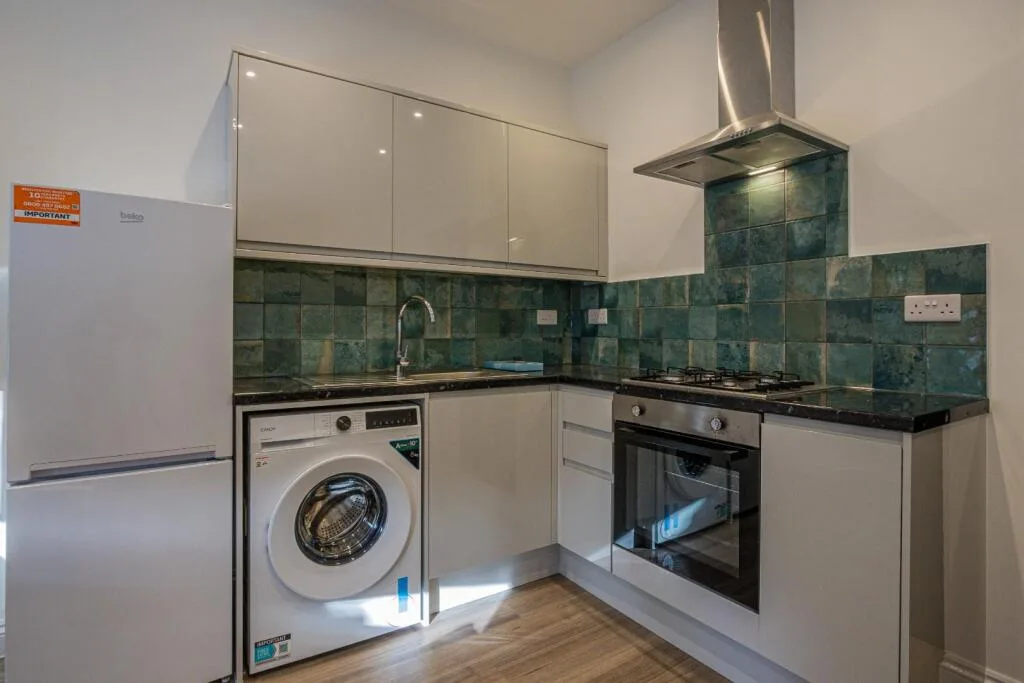 1 bedroom private hall for rent