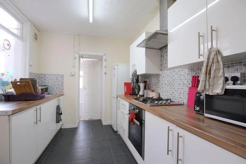 4 bedroom terraced house for rent