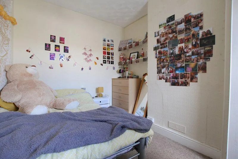 4 bedroom terraced house for rent