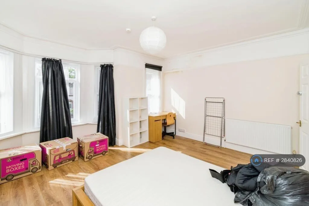 1 bedroom house share for rent