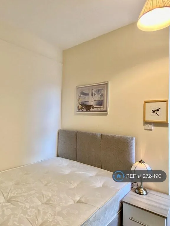 1 bedroom house share for rent