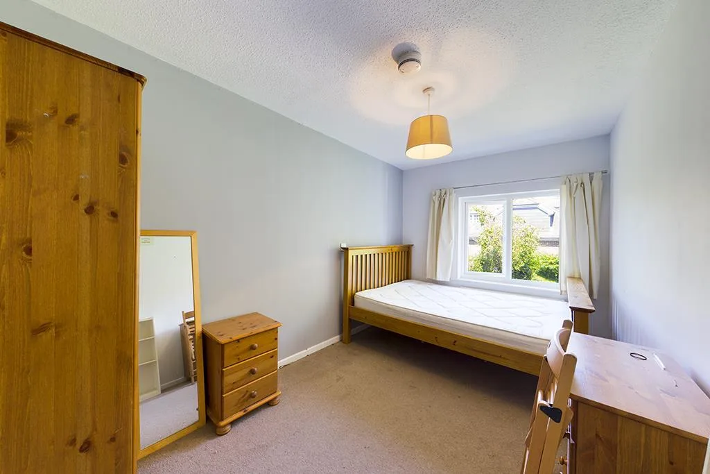 1 bedroom house share for rent