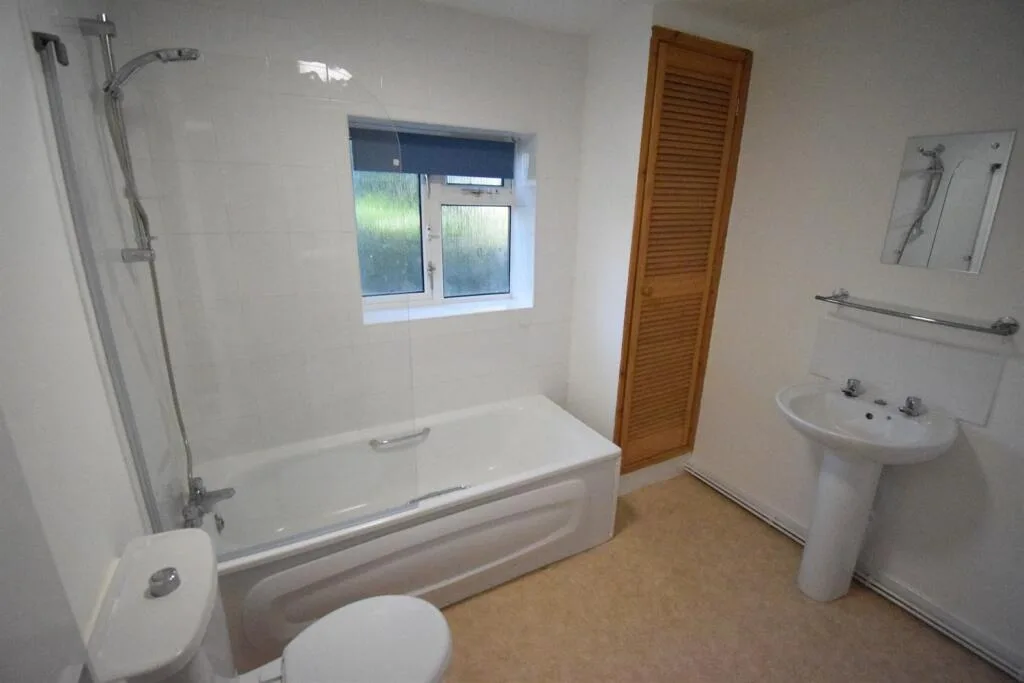 1 bedroom house for rent