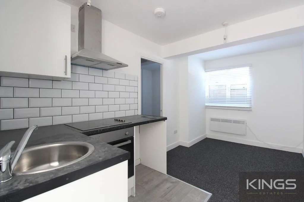 1 bedroom ground floor flat for rent