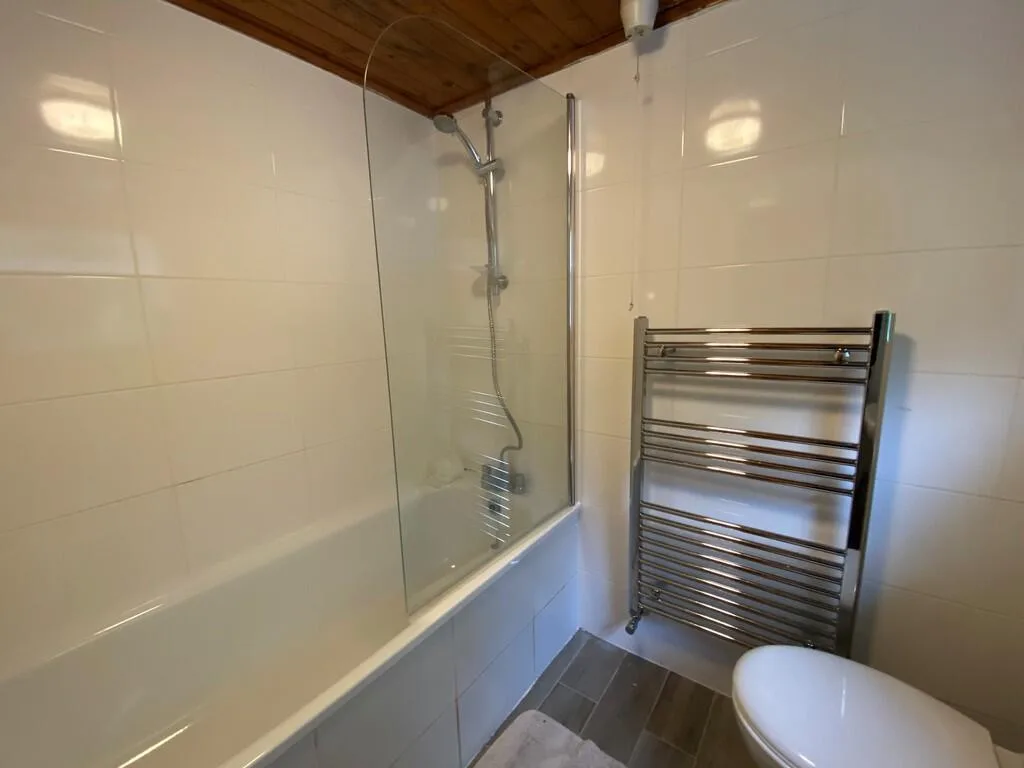 3 bedroom semi-detached house for rent