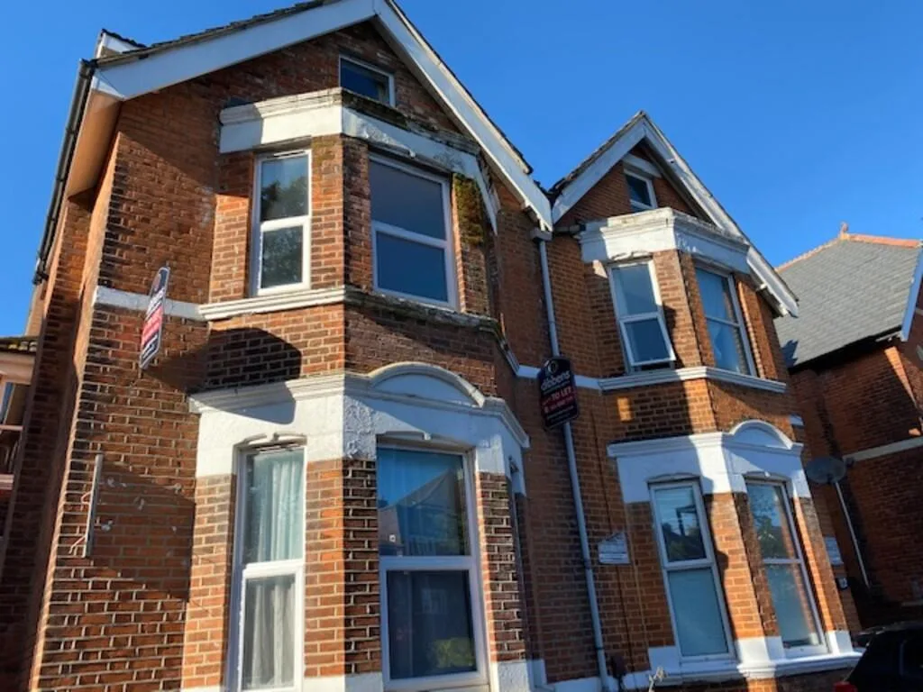1 bedroom house share for rent