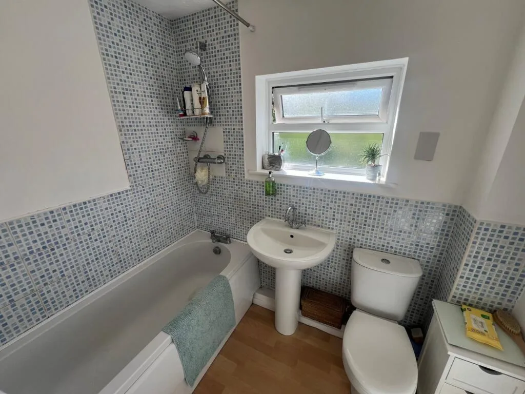 1 bedroom end of terrace house for rent
