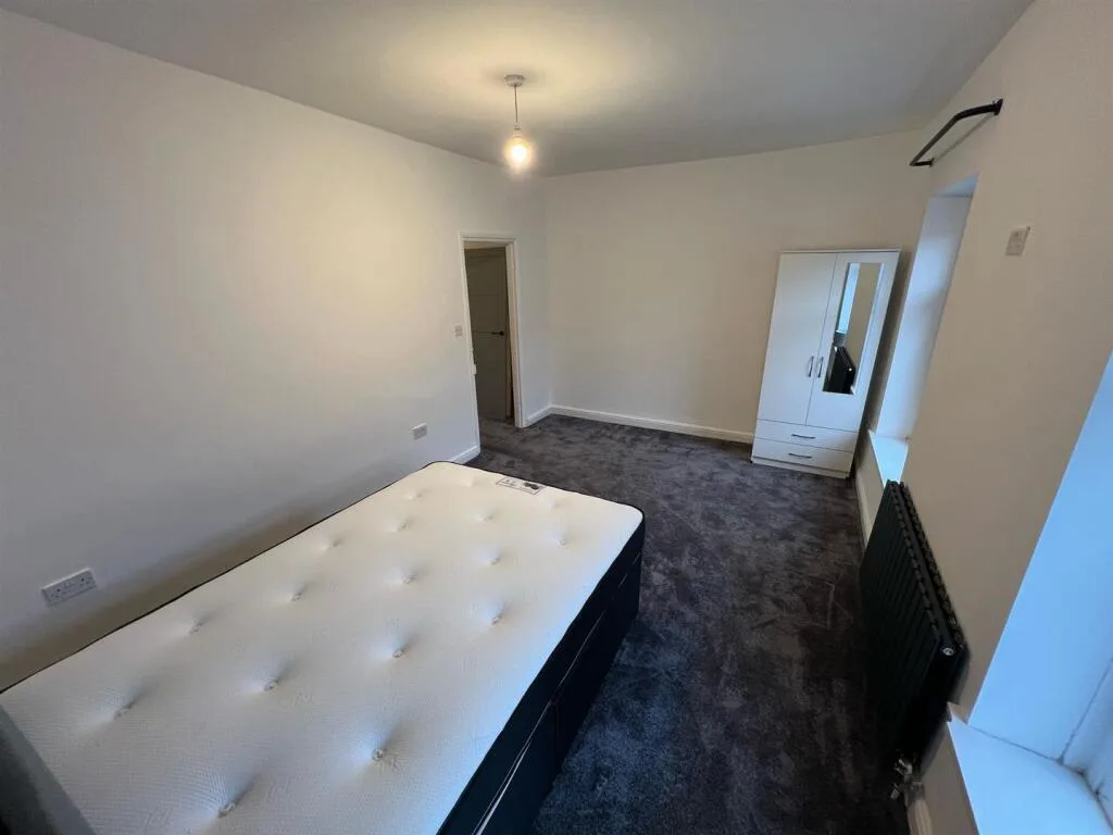 4 bedroom house for rent