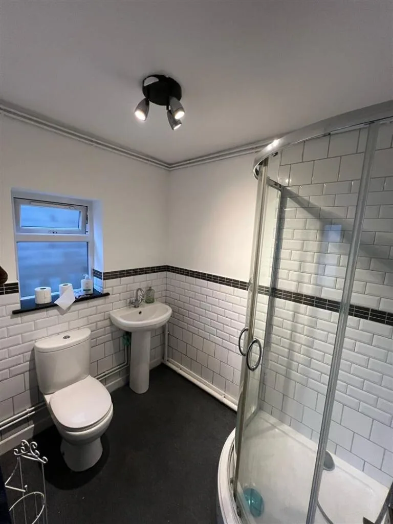 4 bedroom house for rent