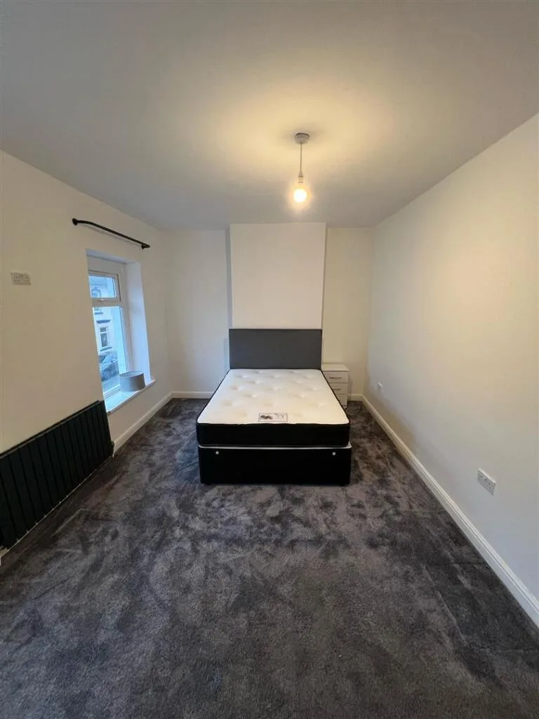 4 bedroom house for rent