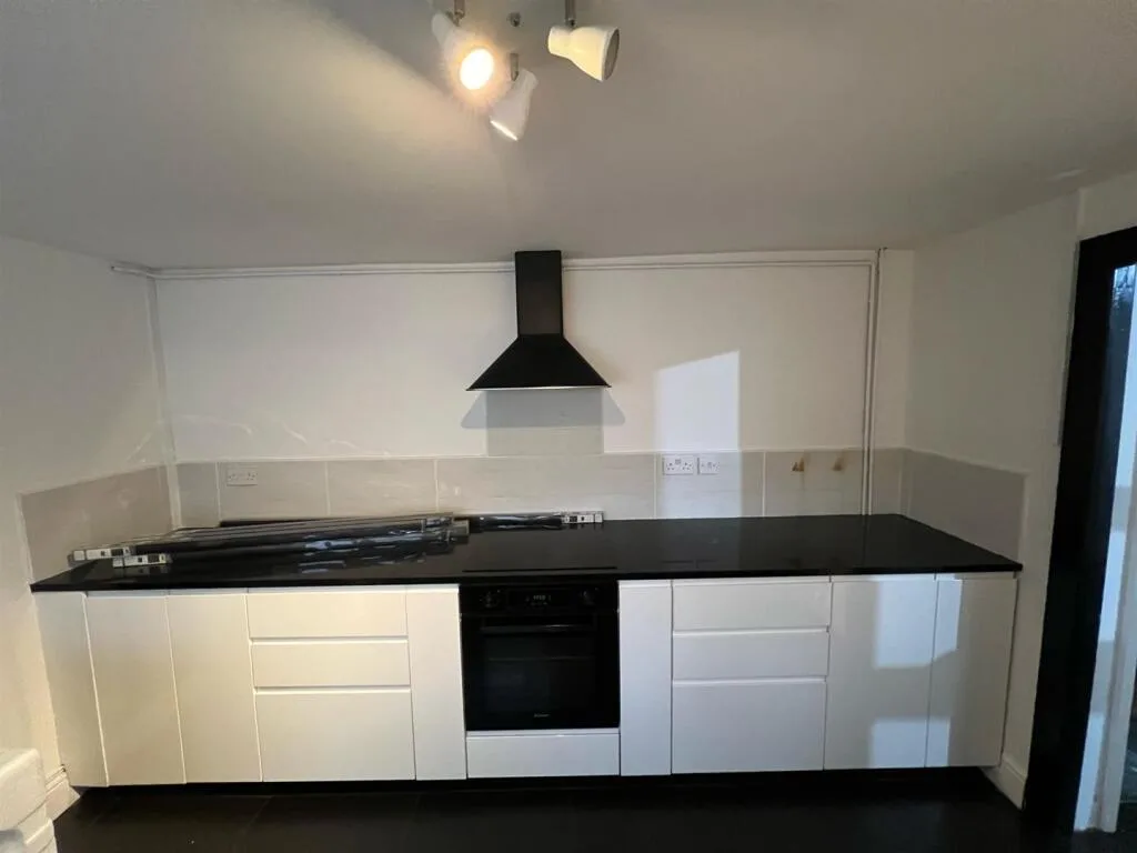 4 bedroom house for rent