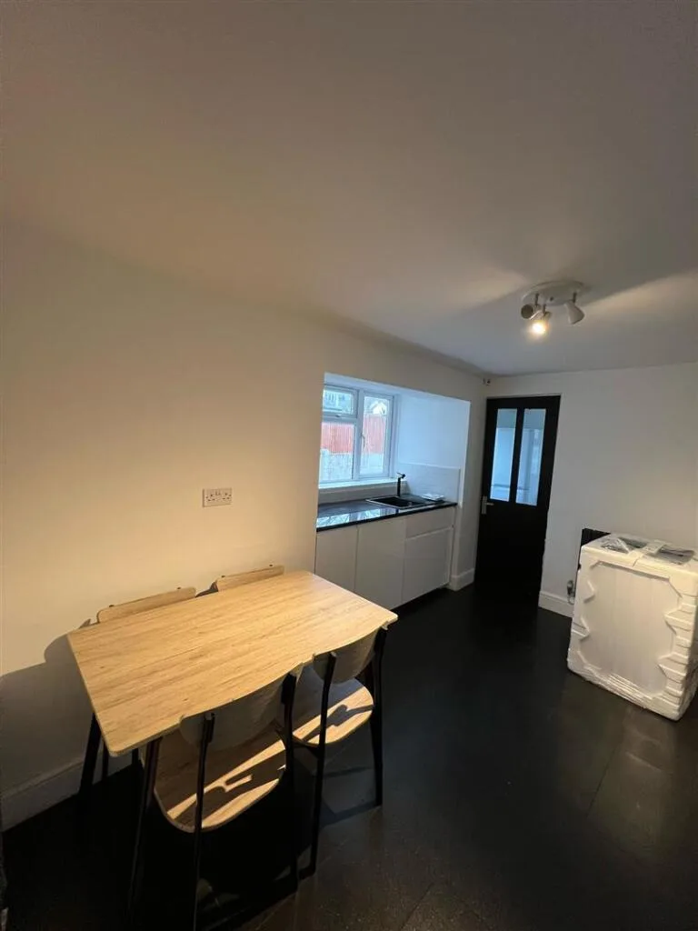 4 bedroom house for rent