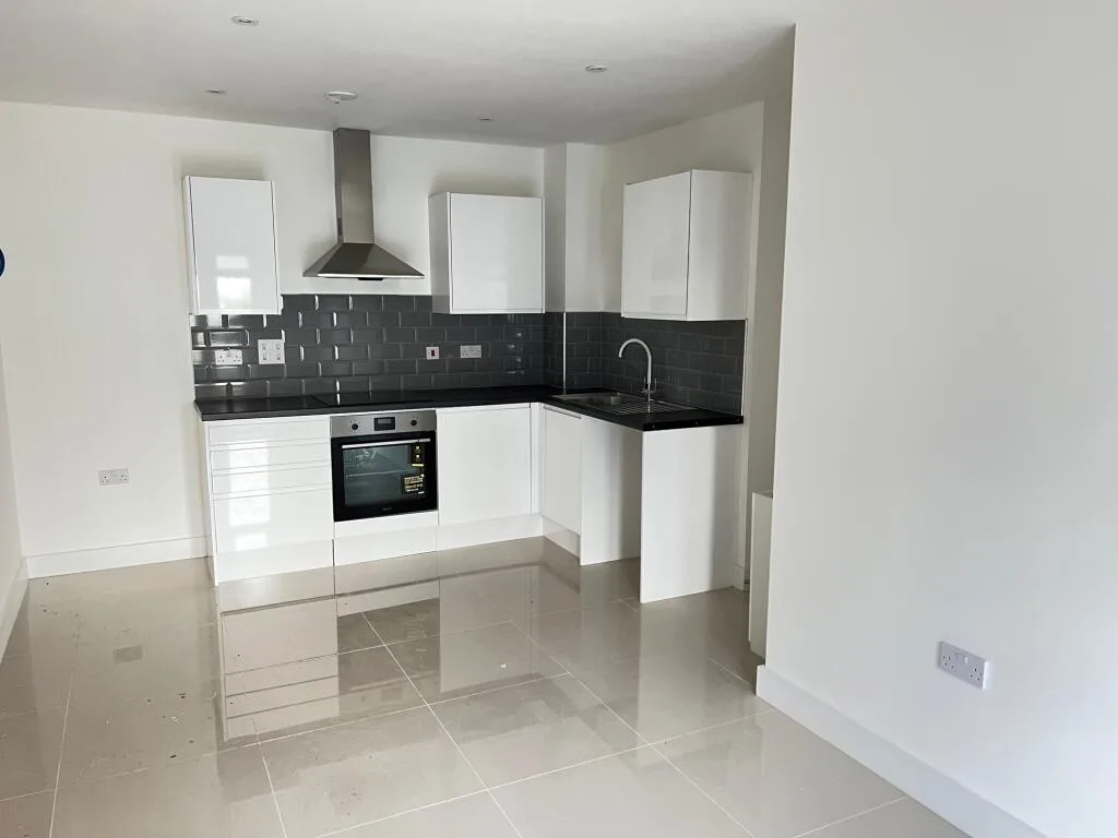2 bedroom ground floor flat for rent