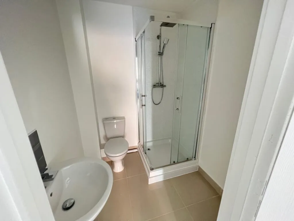 2 bedroom ground floor flat for rent