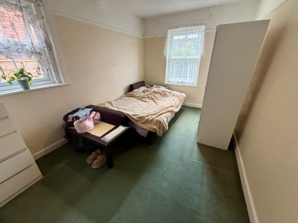 1 bedroom maisonette for rent