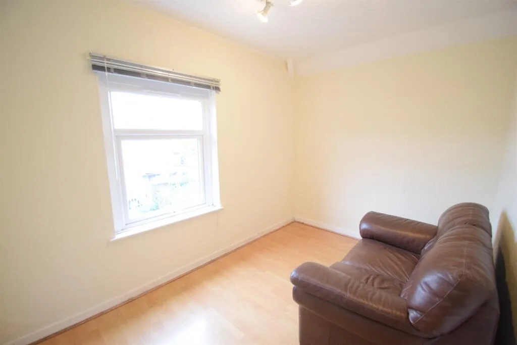 1 bedroom house for rent