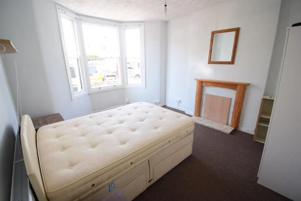 1 bedroom ground floor flat for rent