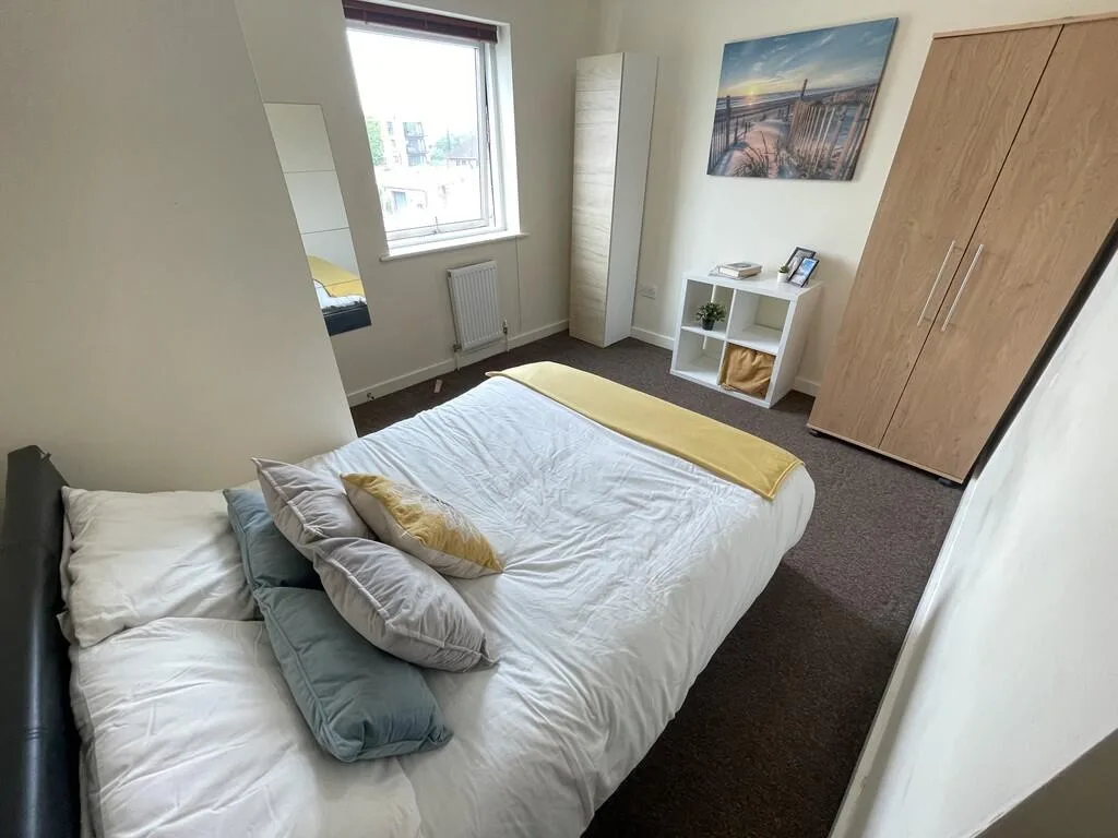 1 bedroom house share for rent