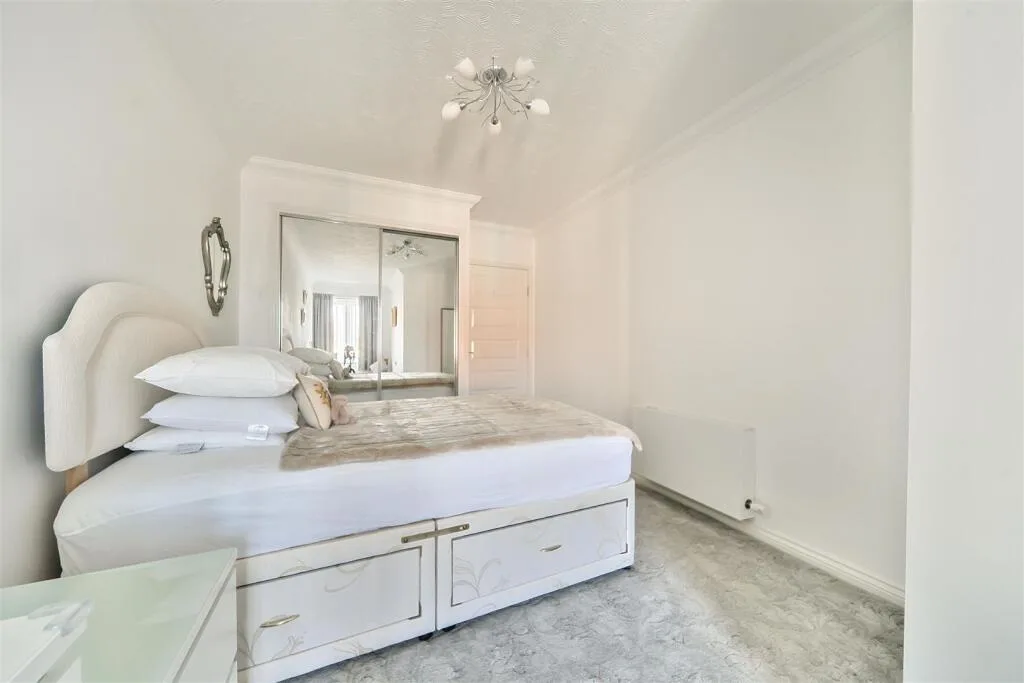 1 bedroom retirement property for rent