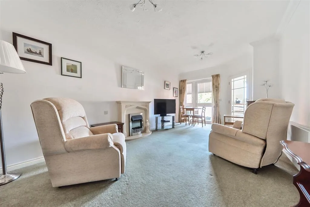 1 bedroom retirement property for rent