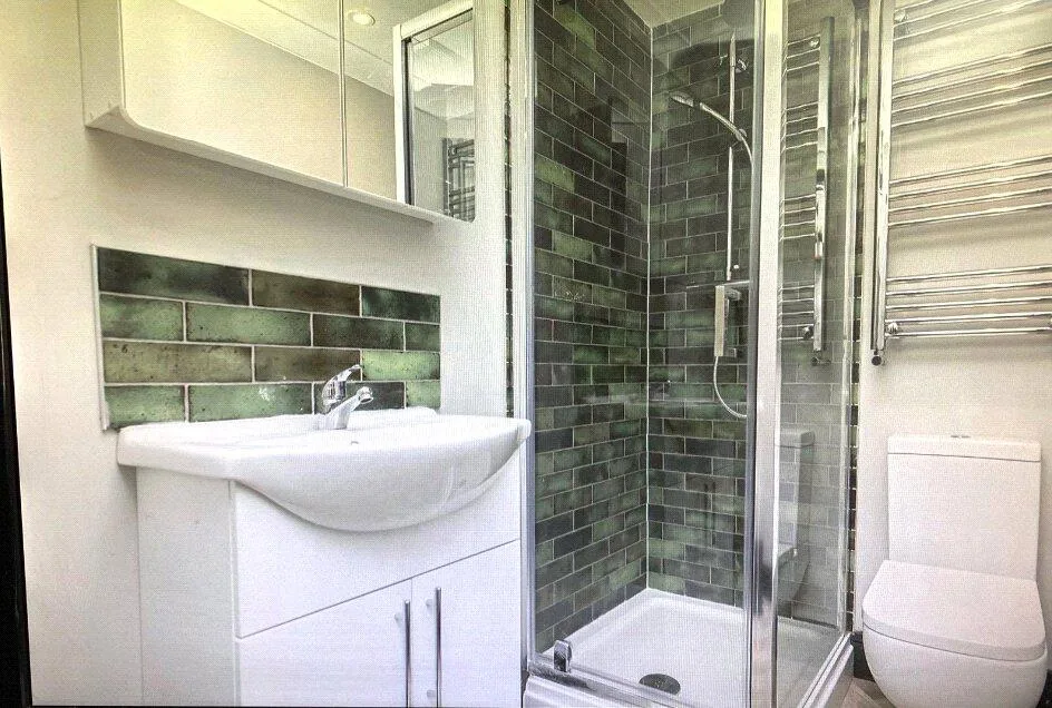 1 bedroom house share for rent