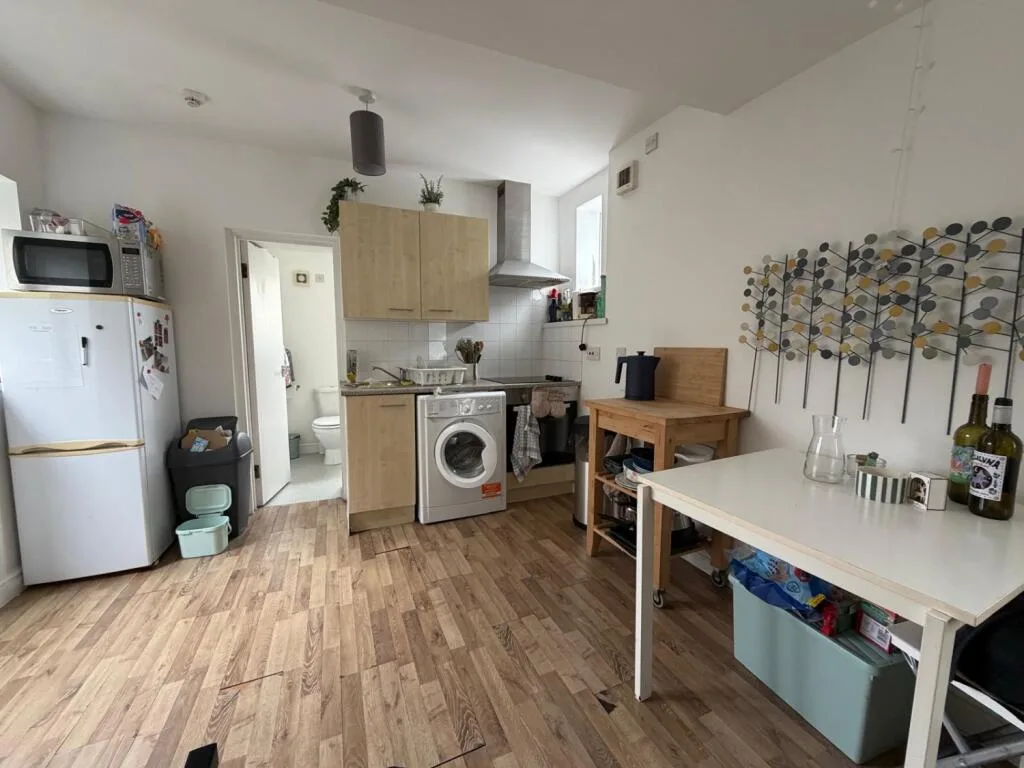 1 bedroom ground floor flat for rent