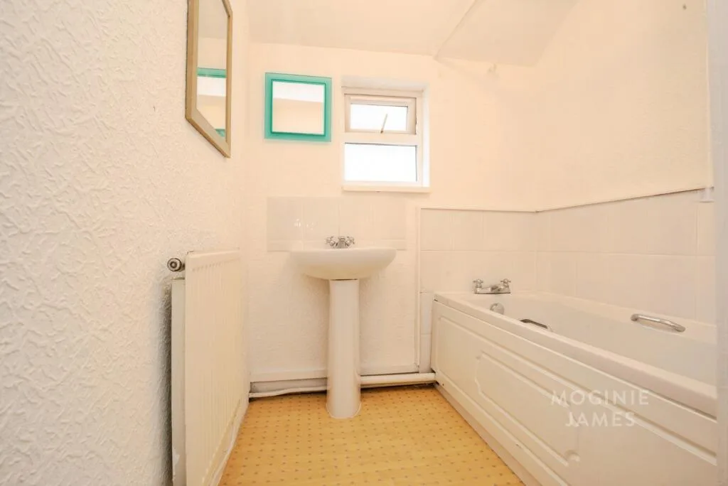 4 bedroom terraced house for rent