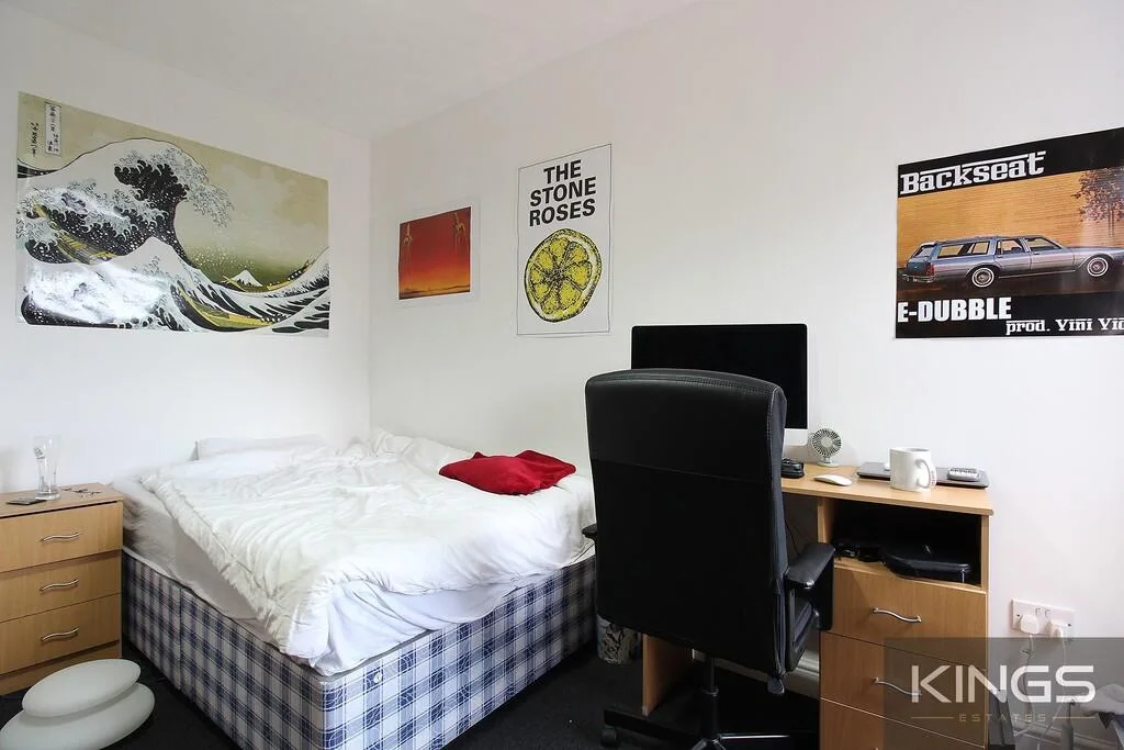 3 bedroom flat for rent