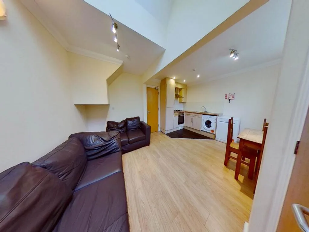 1 bedroom flat share for rent