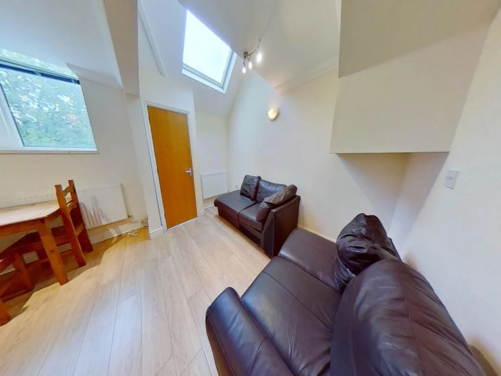 1 bedroom flat share for rent