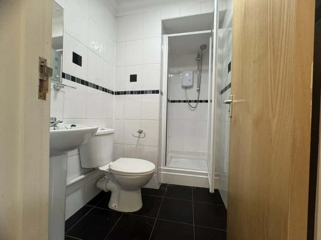 1 bedroom flat share for rent