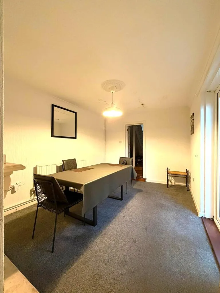 1 bedroom house share for rent