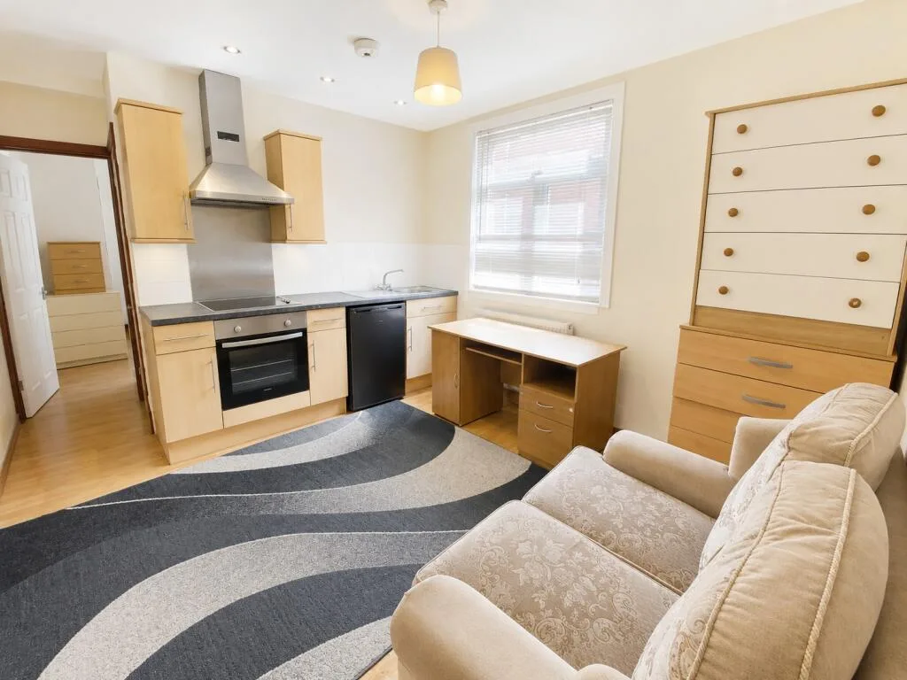 1 bedroom flat for rent