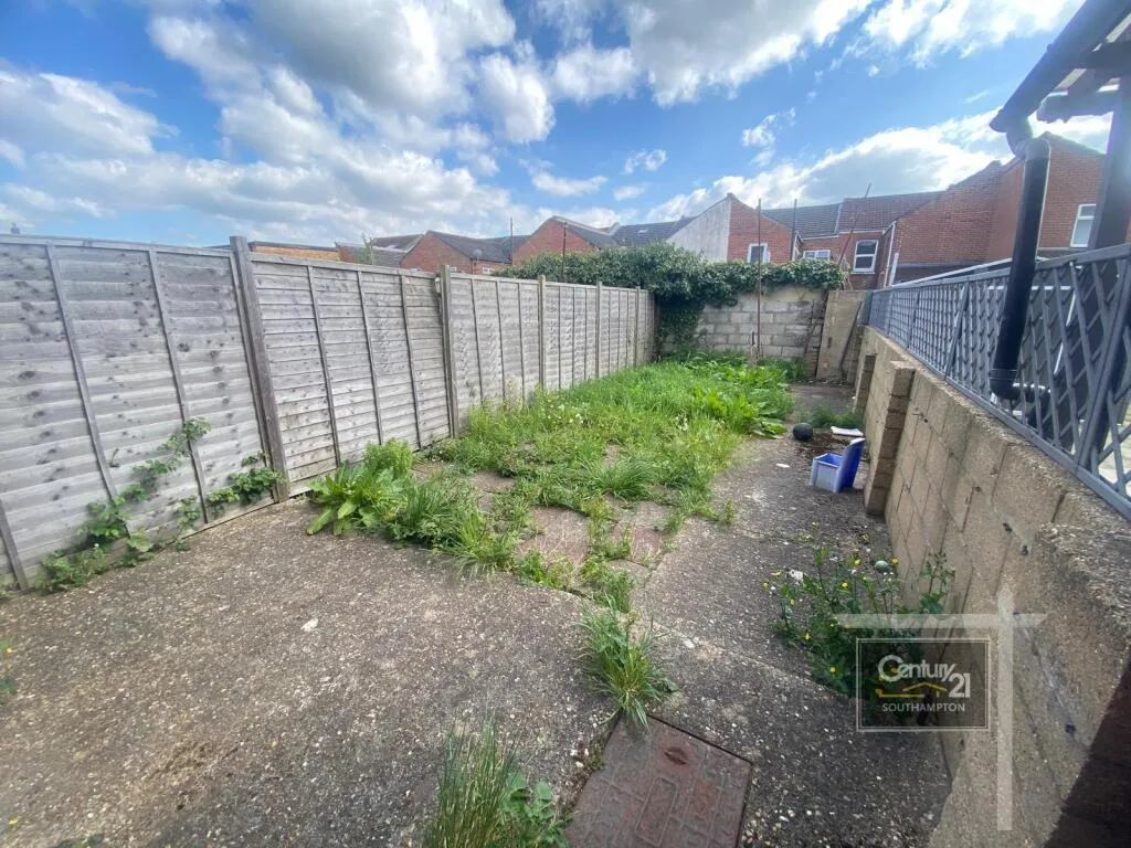 3 bedroom terraced house for rent