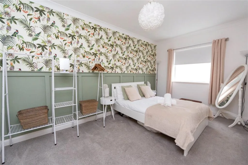 1 bedroom ground floor flat for rent