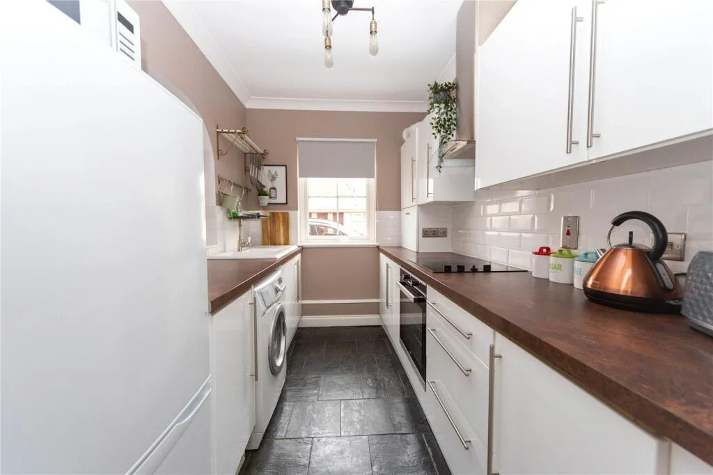 1 bedroom ground floor flat for rent